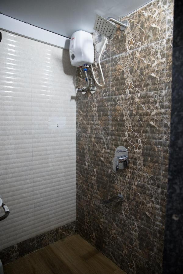 Hotel Alibaba Bombaj Exteriér fotografie